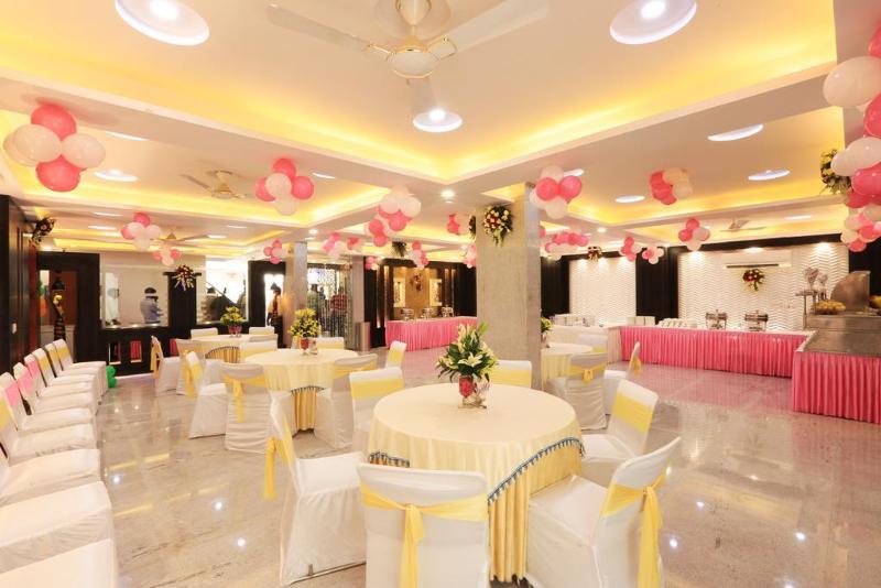 Hotel Arch - Near Aerocity New Delhi Extérieur photo