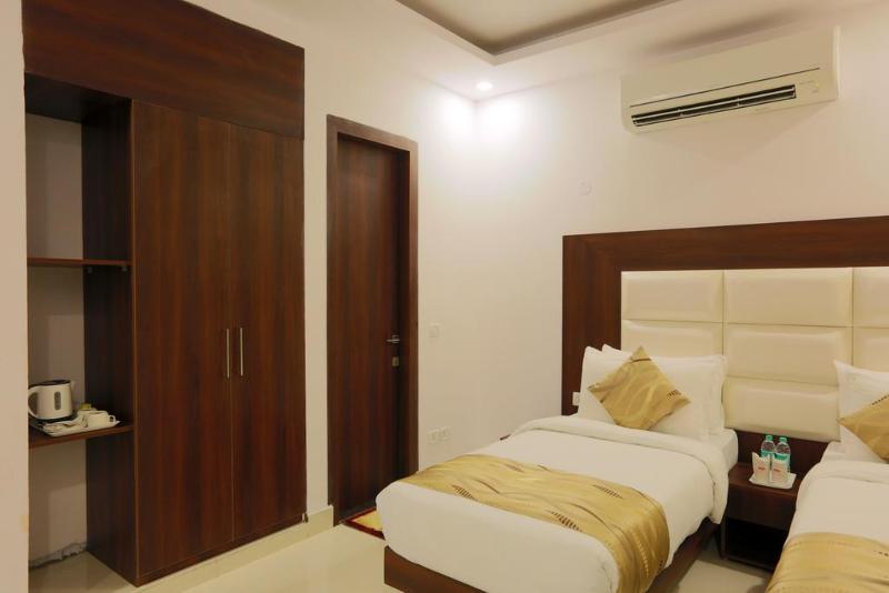 Hotel Arch - Near Aerocity New Delhi Extérieur photo
