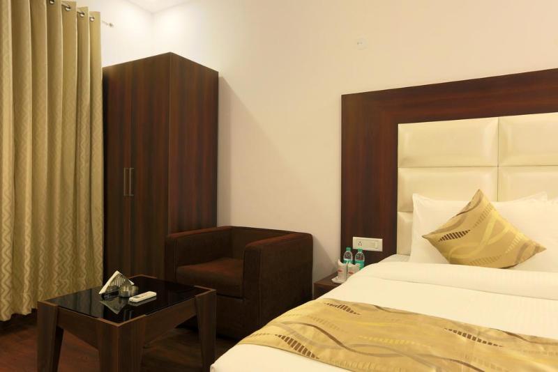 Hotel Arch - Near Aerocity New Delhi Extérieur photo