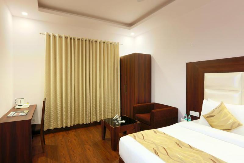Hotel Arch - Near Aerocity New Delhi Extérieur photo
