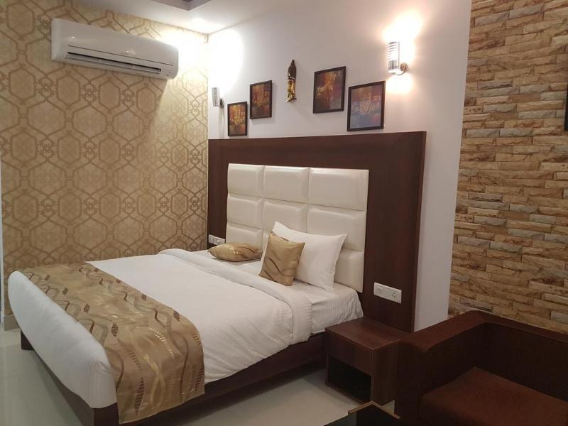 Hotel Arch - Near Aerocity New Delhi Extérieur photo