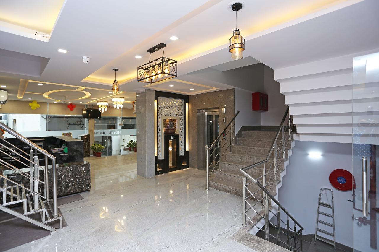 Hotel Arch - Near Aerocity New Delhi Extérieur photo