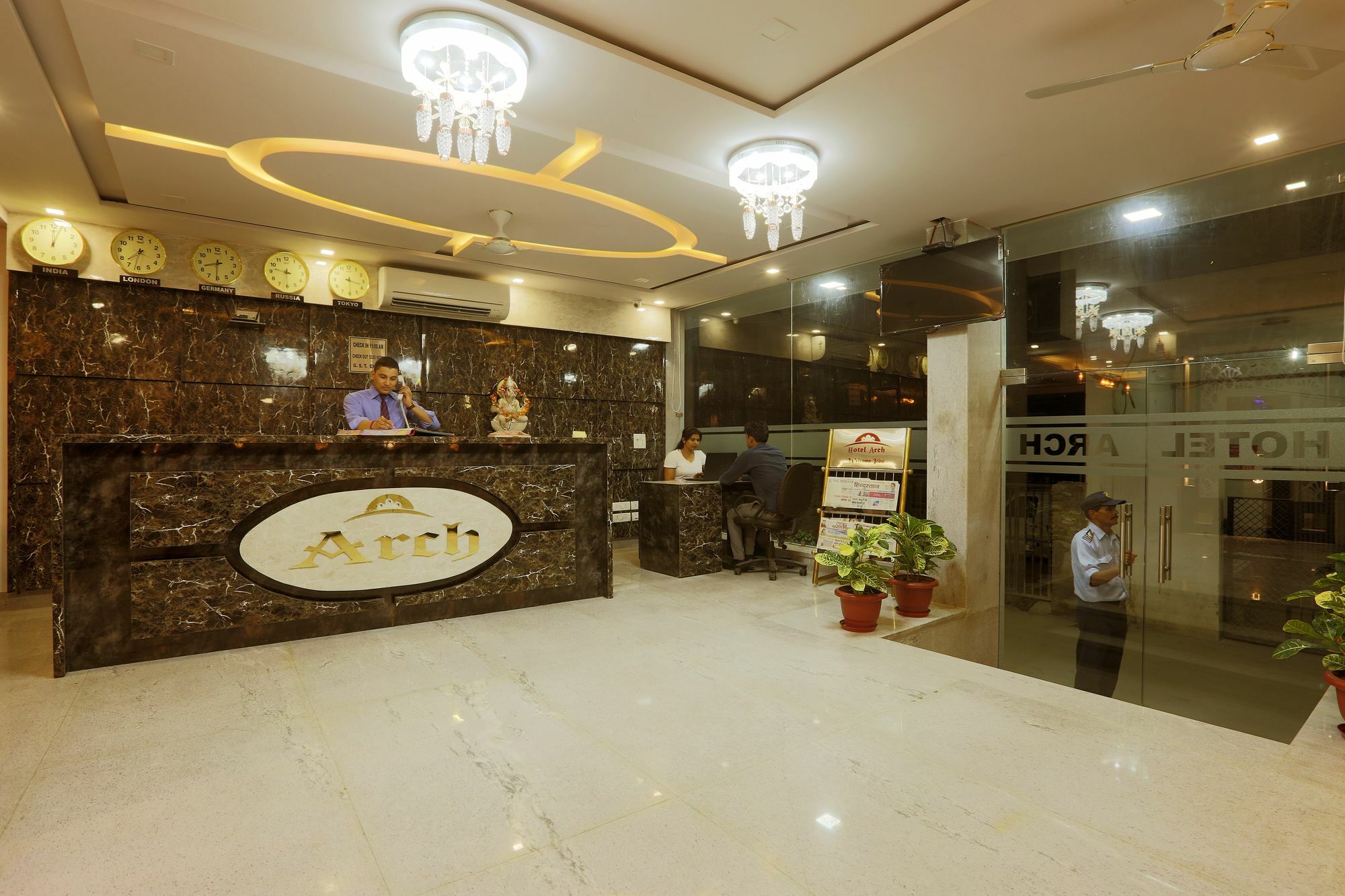 Hotel Arch - Near Aerocity New Delhi Extérieur photo